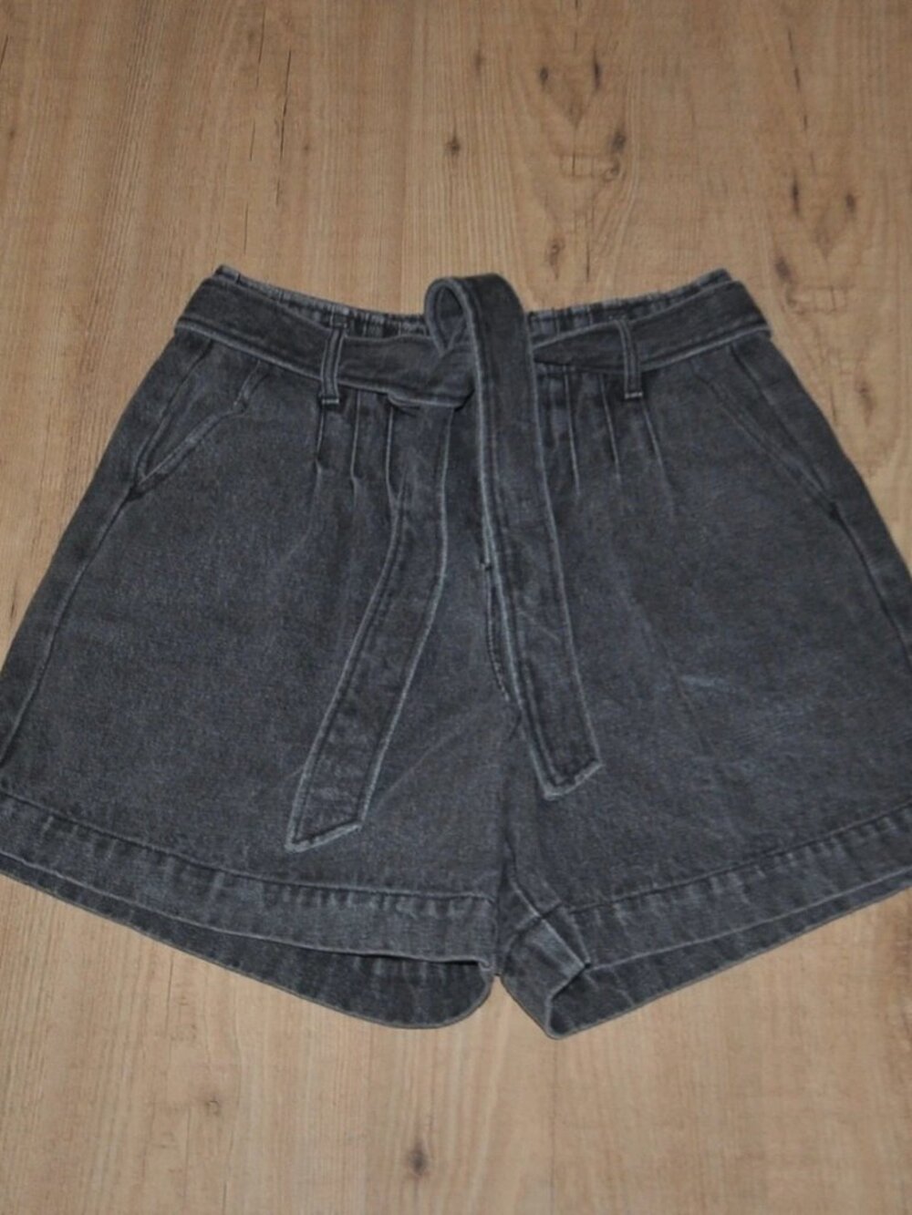 TWIK SIMONS women's denim shorts size 26 NEW!!